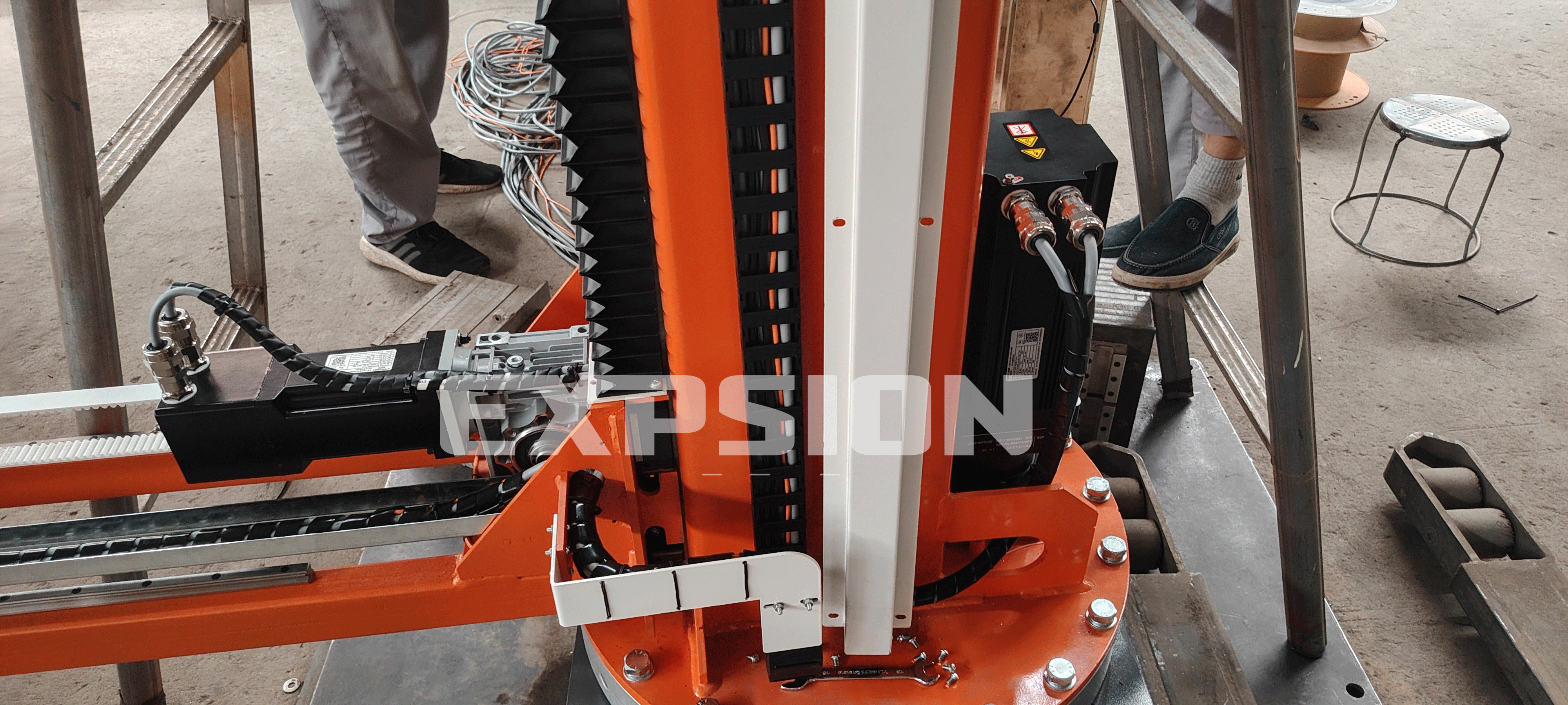 防爆伺服电机在旋转码垛机上的应用