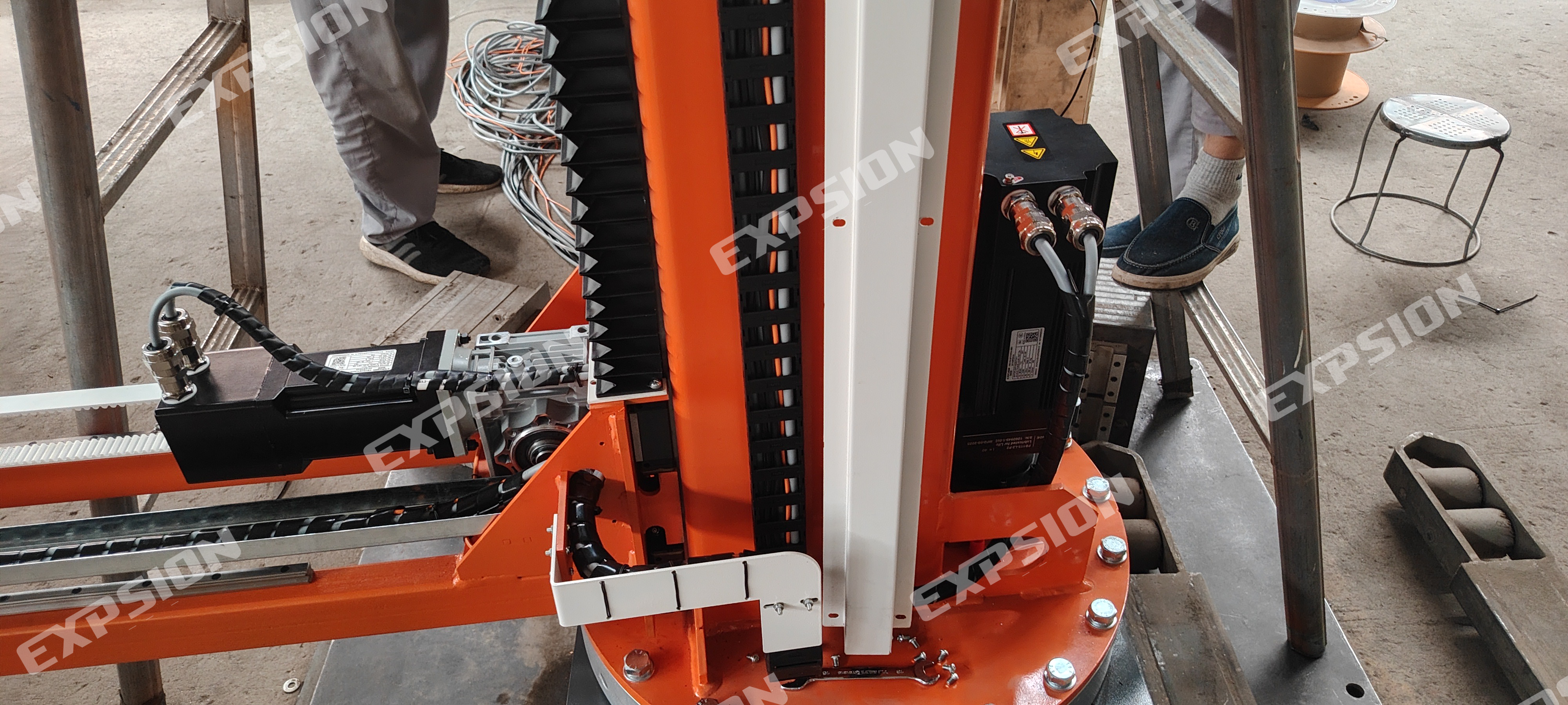 防爆伺服电机在旋转码垛机上的应用